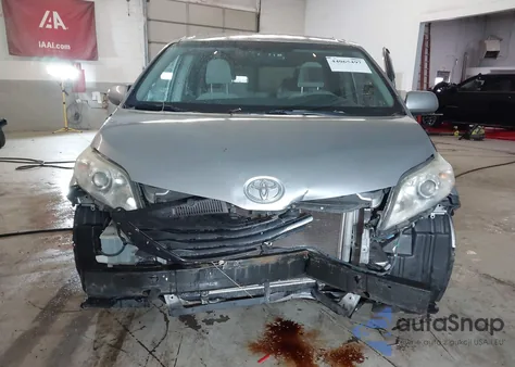 2013 Toyota Sienna Le V6 8 Passenger из США, поврежденный, VIN 5TDKK3DC2DS327527